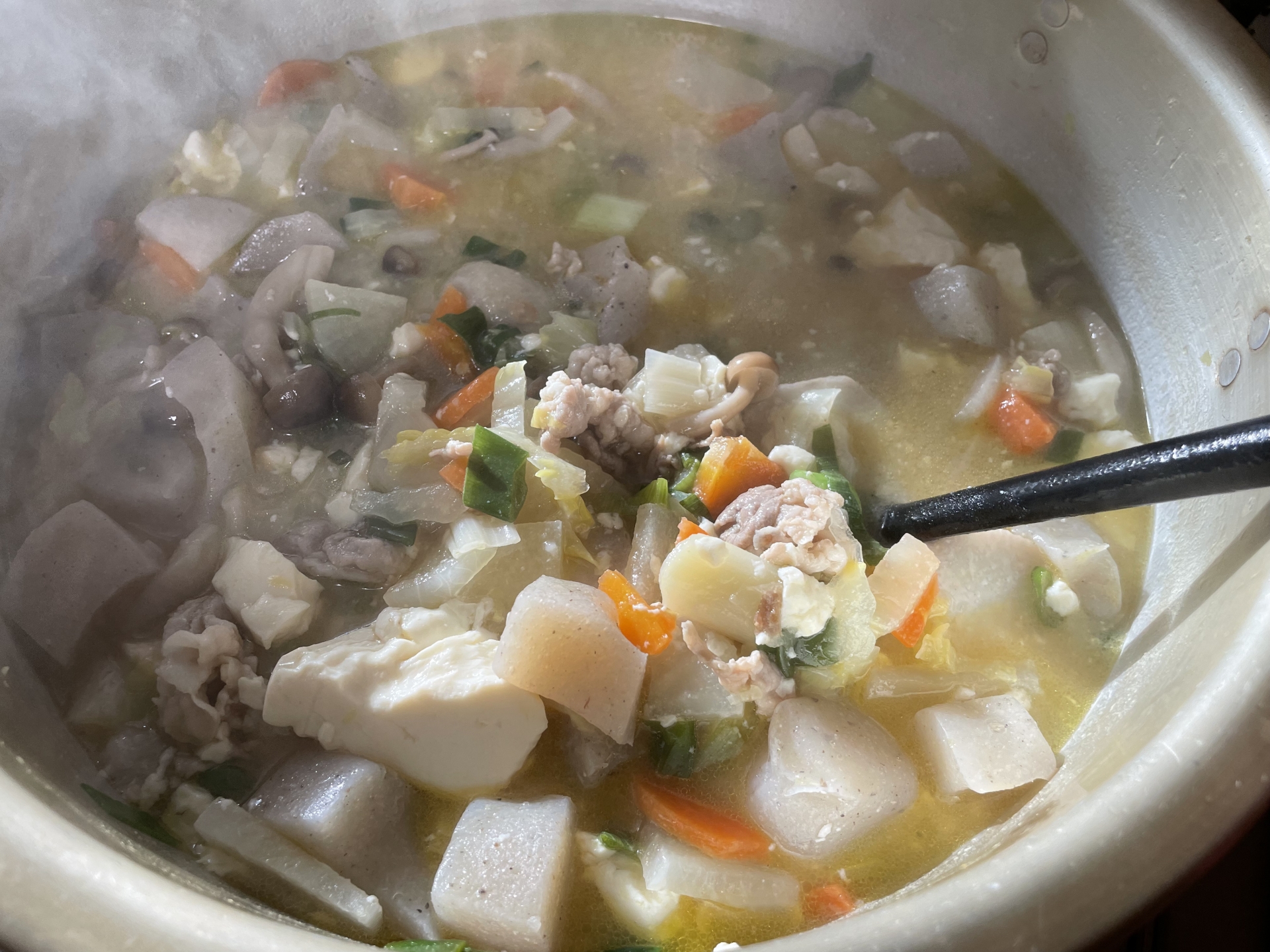 具沢山のおいしい豚汁